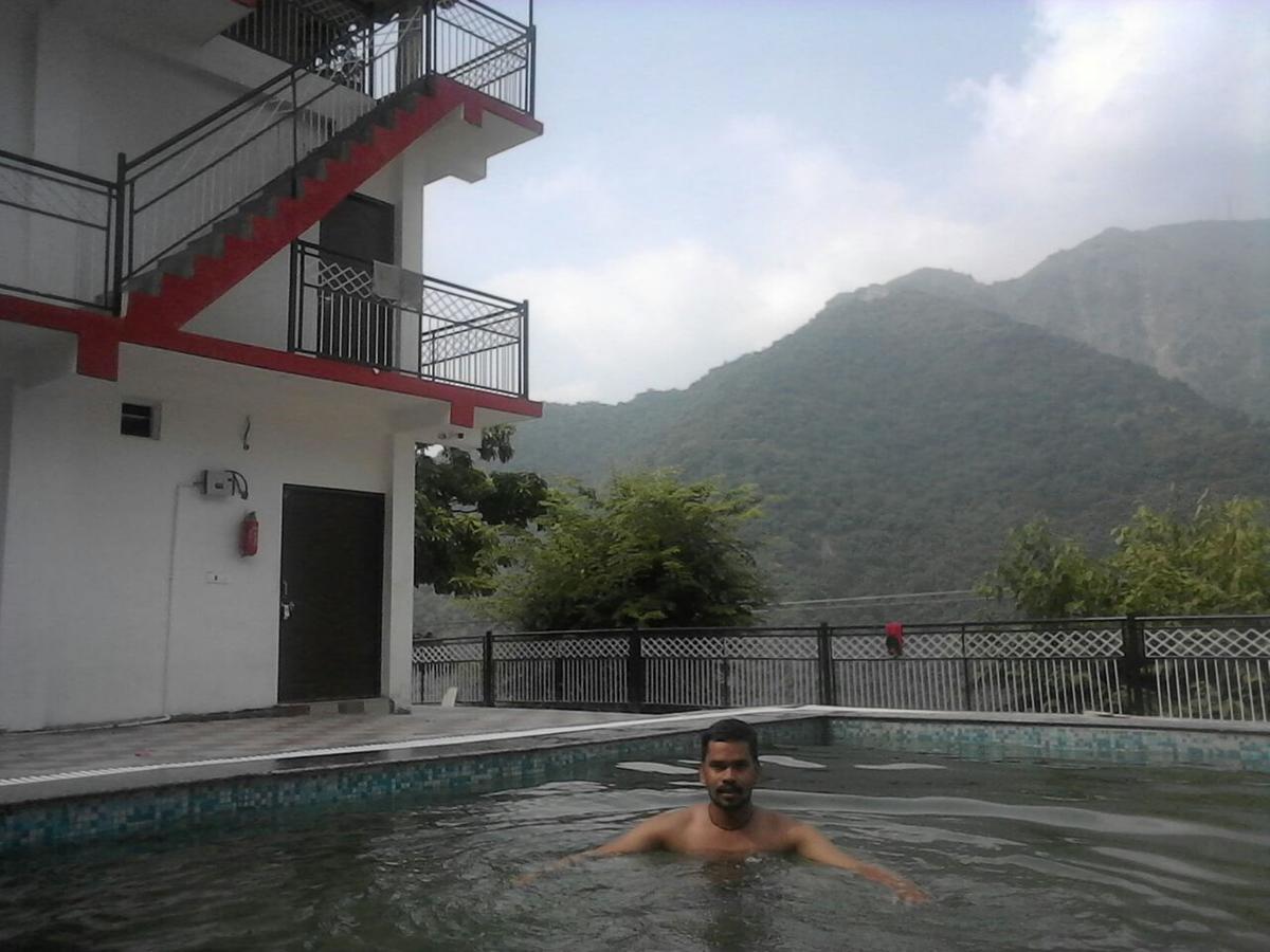V Resorts Brv Resort ムスーリー エクステリア 写真