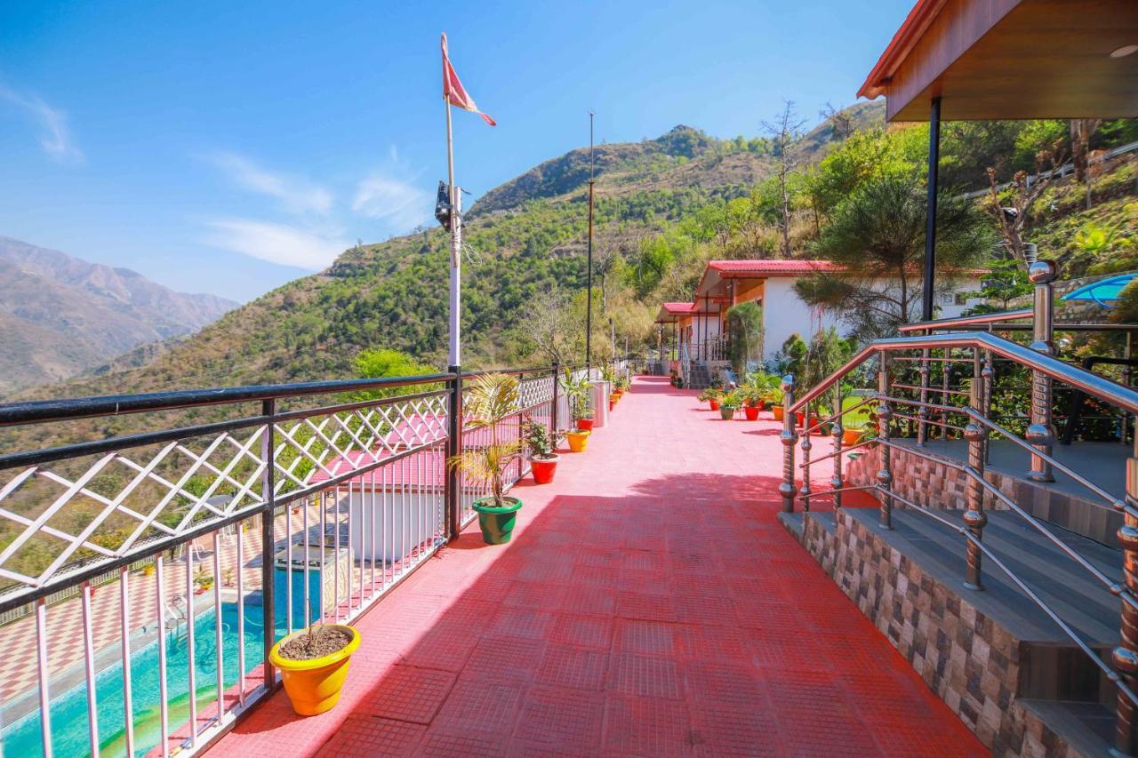 V Resorts Brv Resort ムスーリー エクステリア 写真